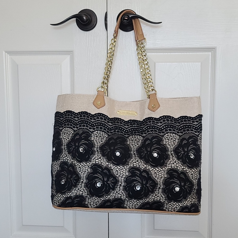 Betsey johnson Tote bag